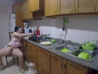 Cooking naked and eating pussy
