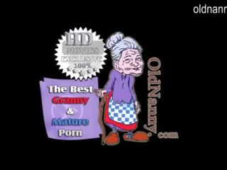 BBW granny and young lassie masturbating together