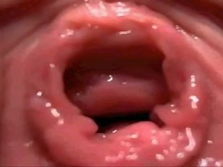 Cam enchantress Plays With Her Pink Pussyhole Close Up 17 mins